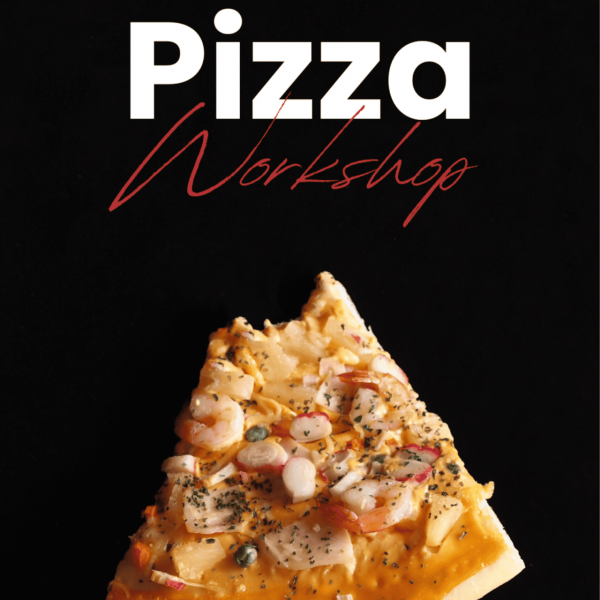 Knusprige Pizza mit Meeresfrüchten und frischen Zutaten, ideal für Pizzaworkshops und kulinarische Events.